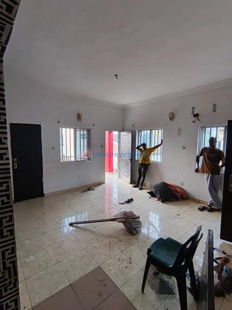 3 bedroom Flat & Apartment For Rent Majek Sangotedo Ajah Lagos - 3