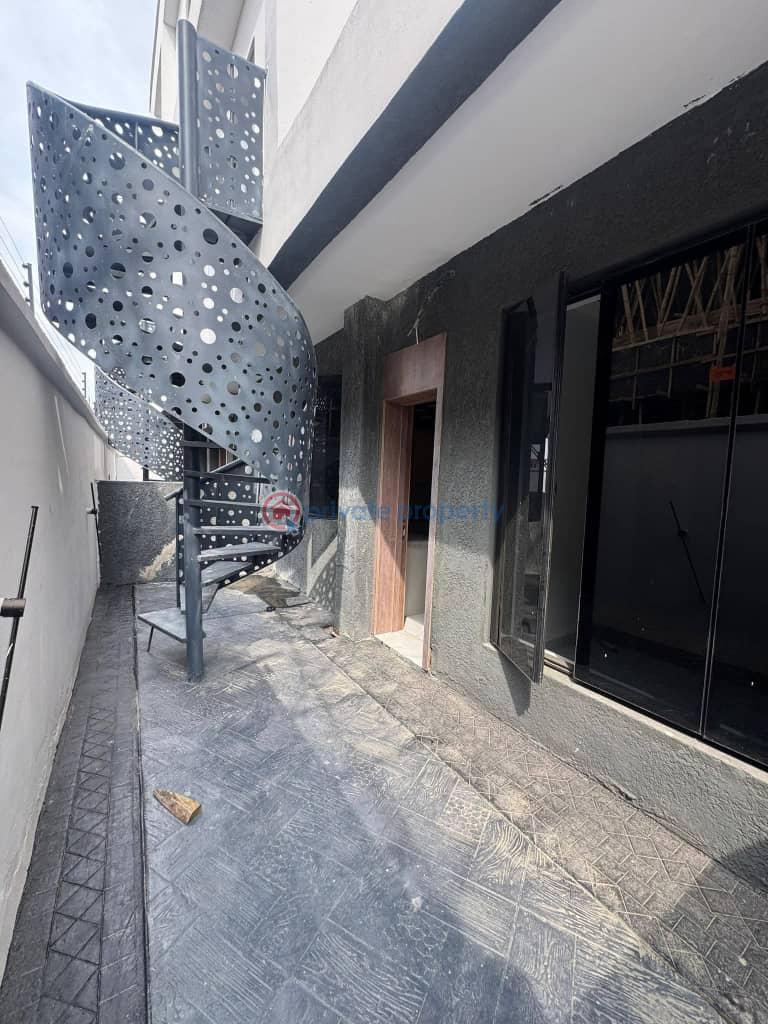 4 bedroom House For Sale Lekki Phase 1 Lagos - 8