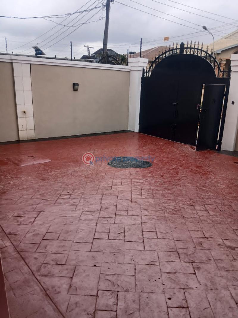 House For Rent Omole Phase 1 Ojodu Lagos - 1