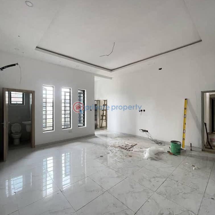 3 bedroom Flat & Apartment For Sale Yaba Lagos - 5