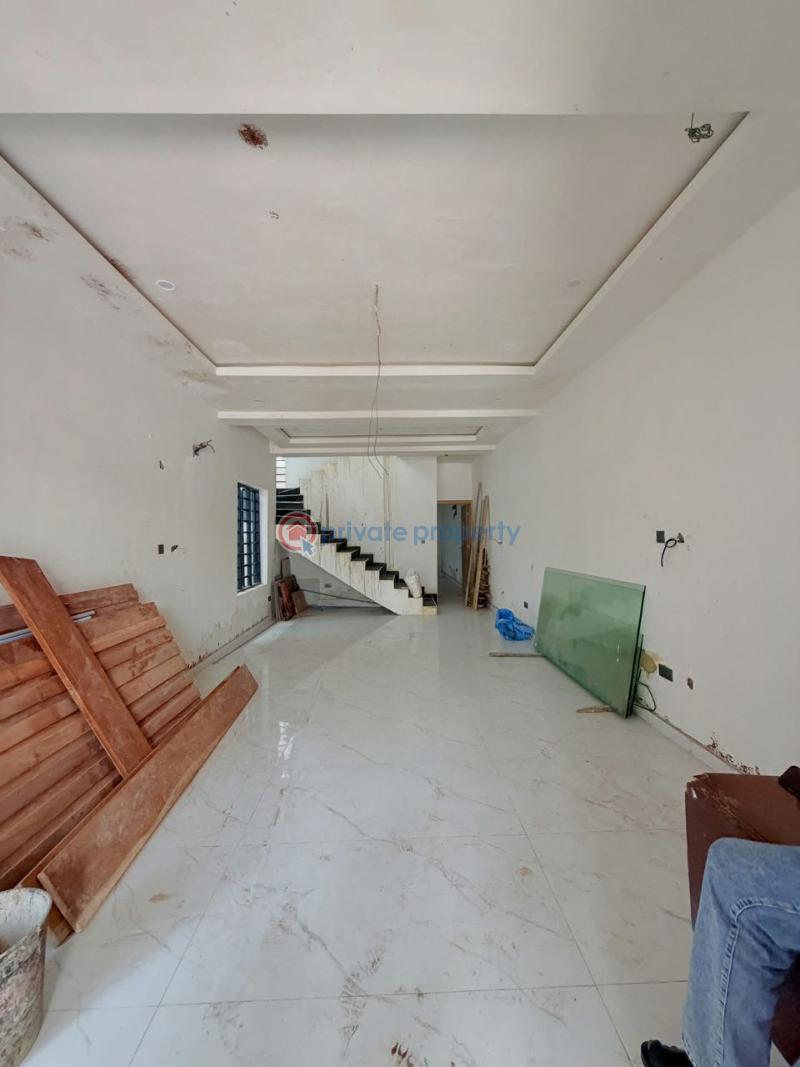 5 bedroom Semi detached Duplex For Sale Ogudu GRA Lagos - 2