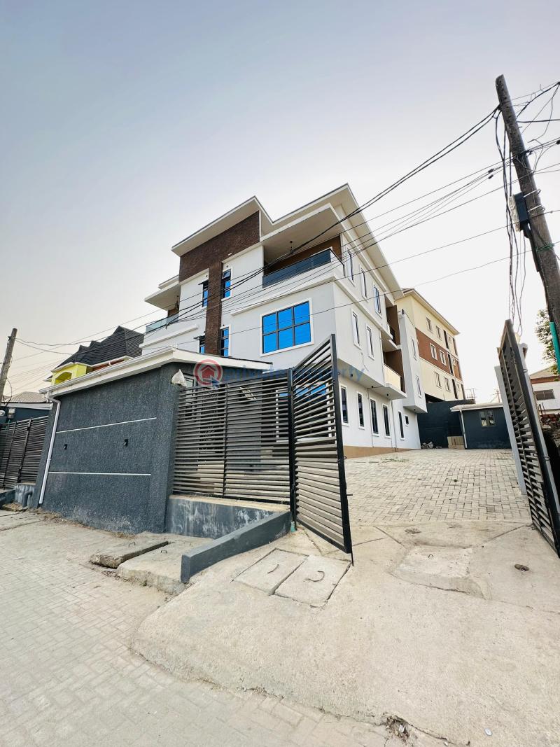 4 bedroom Semi detached Duplex For Sale Anthony Village Maryland Lagos - 4