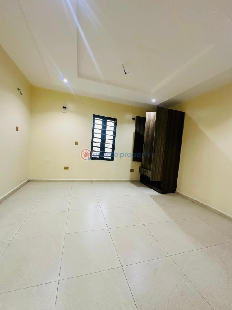 4 bedroom Semi detached Duplex For Sale Anthony Village Maryland Lagos - 10