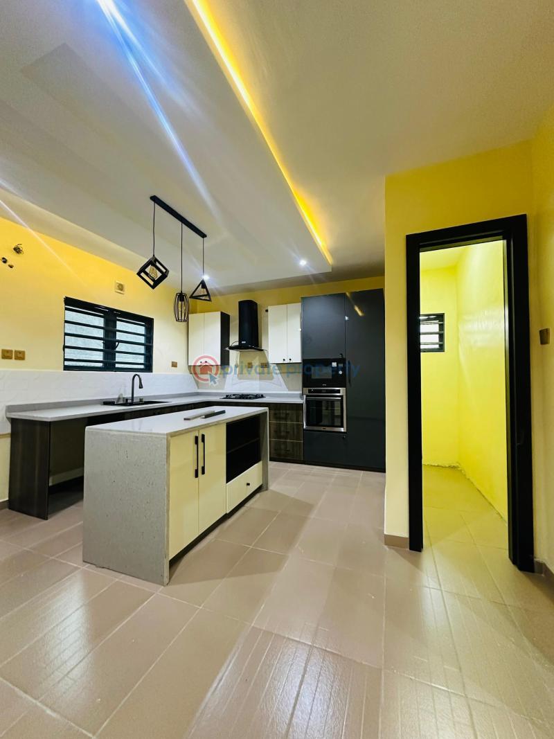 4 bedroom Detached Duplex For Sale Anthony Village Maryland Lagos - 6