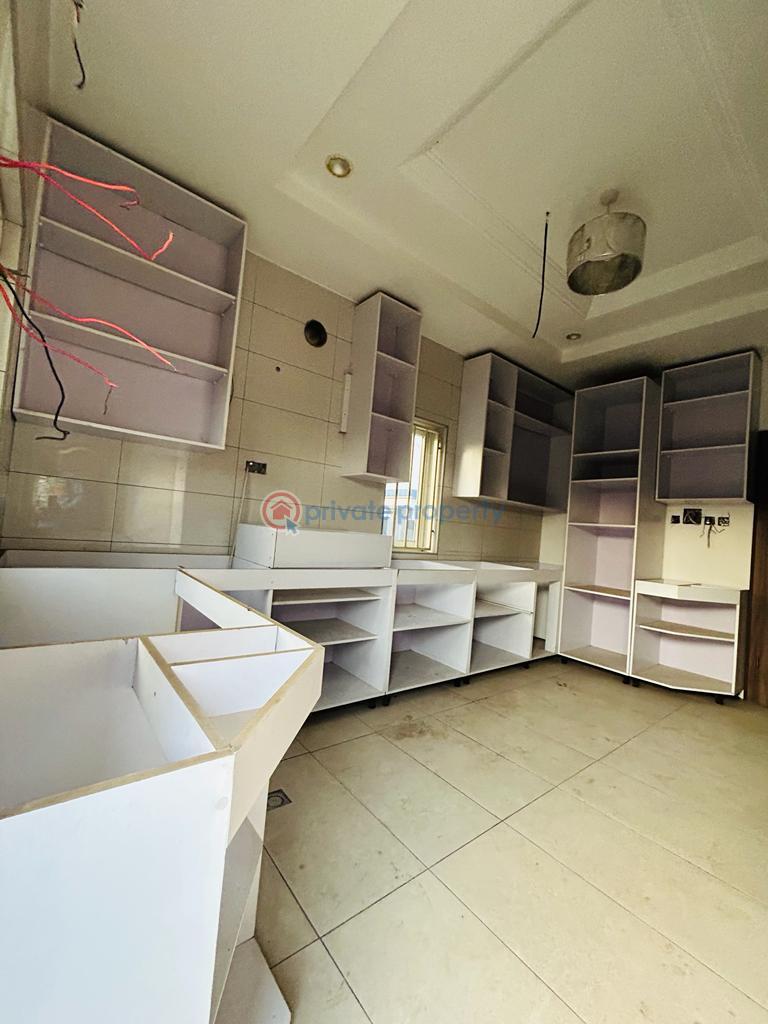 Excellently built 4 bedroom semi detached duplex with bq - 7 4 bedroom Semi detached Duplex For Sale Ikeja GRA Lagos - 7