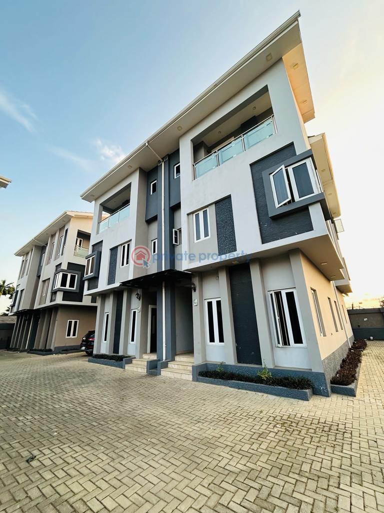 4 bedroom Semi detached Duplex For Sale Ikeja GRA Lagos - 2