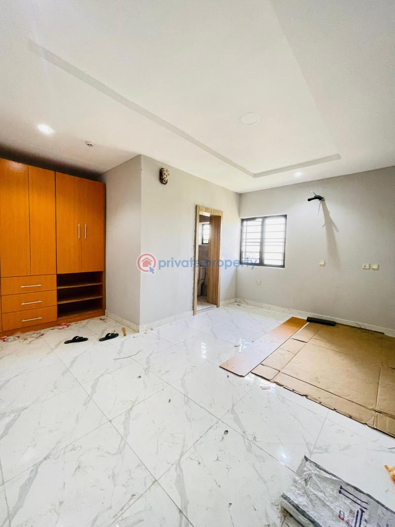 4 bedroom Terraced Duplex For Sale Maryland Lagos - 14