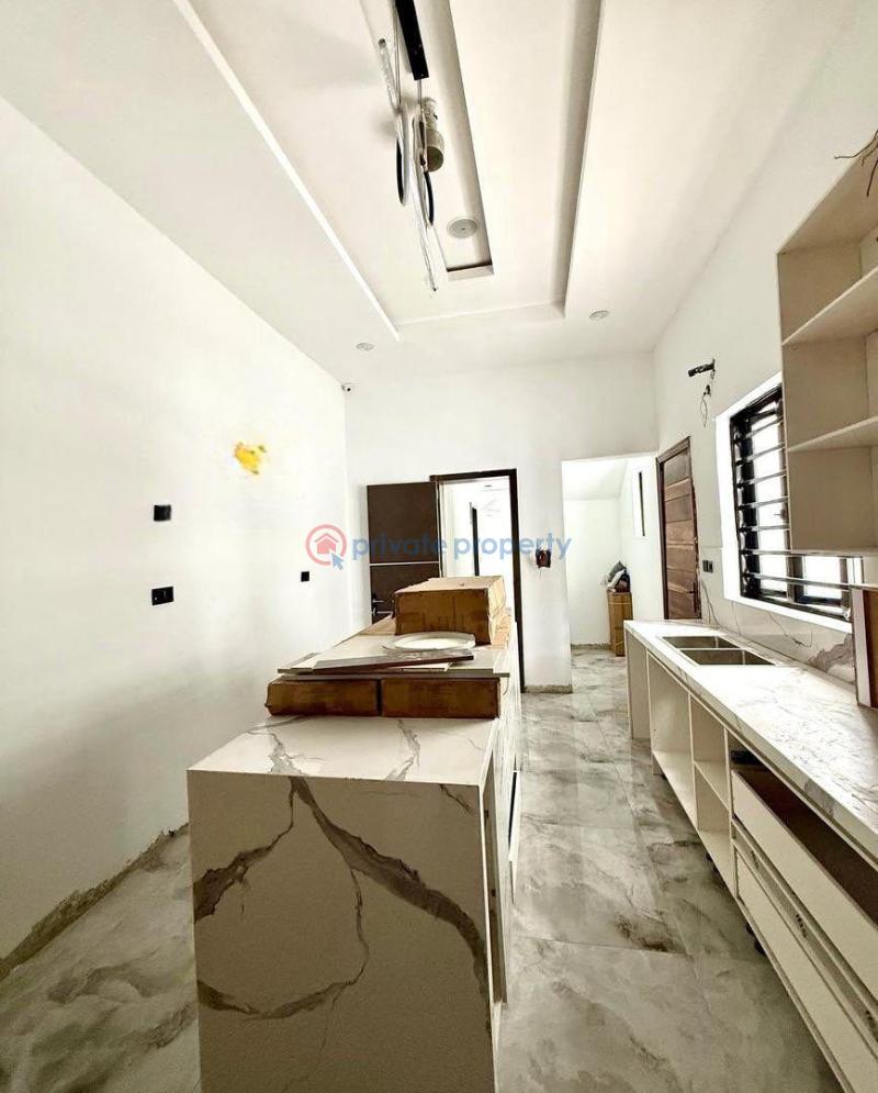 Excellently crafted 5bedroom detached duplex - 4 5 bedroom Detached Duplex For Sale Osapa London Leekki Lekki Lagos - 4