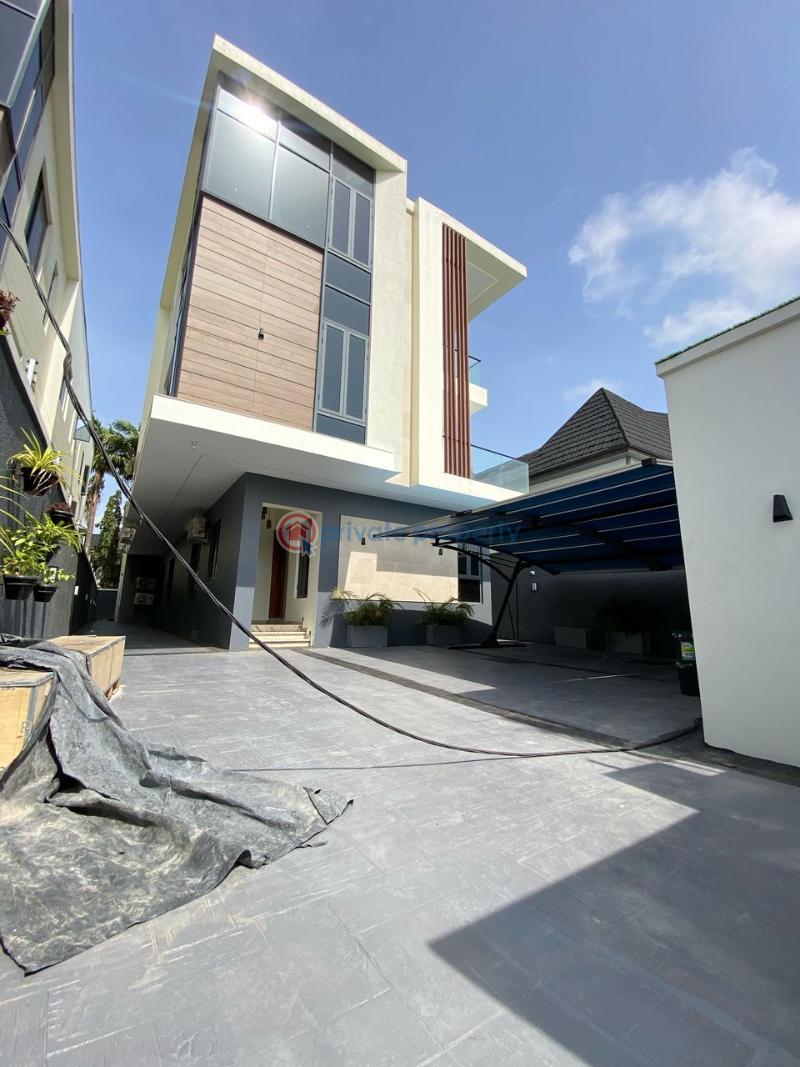 5 bedroom Detached Duplex For Sale Lekki Lagos - 0