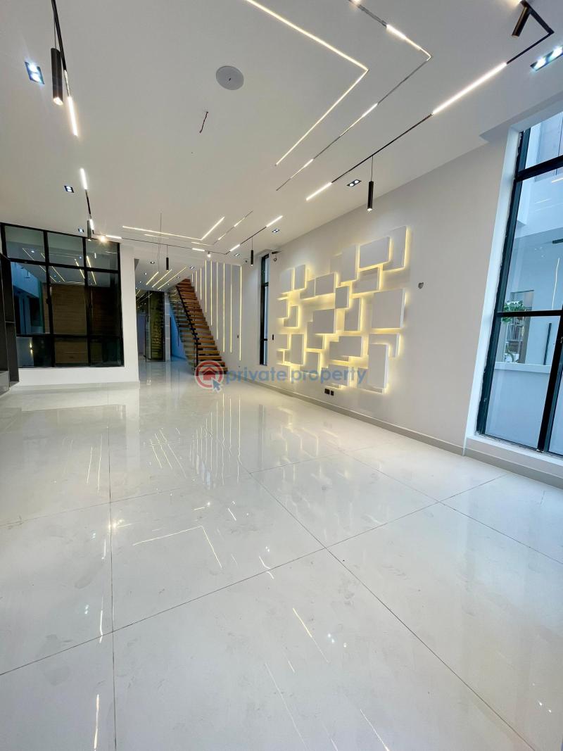 5 bedroom Detached Duplex For Sale Chevron Drive Lekki Lagos - 1