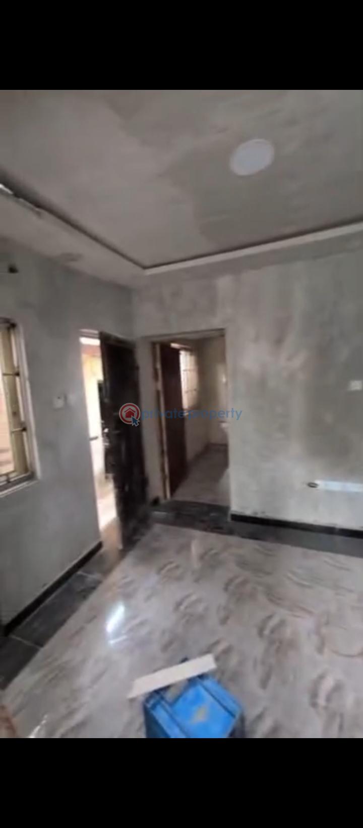 Mini Flat For Rent Off Ogunmokun, Mushin Mushin Lagos - 0