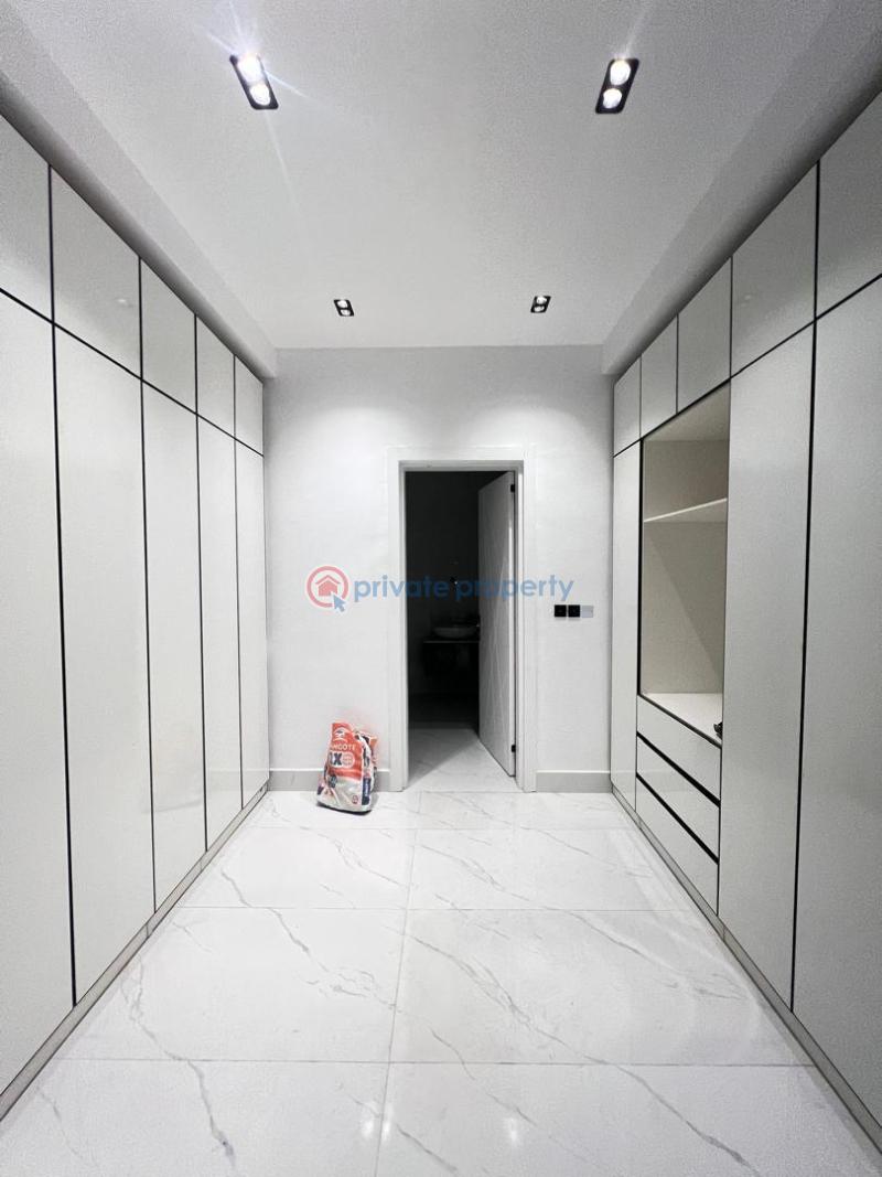 5 bedroom Detached Duplex For Sale Lekki Phase 1 Lagos - 10