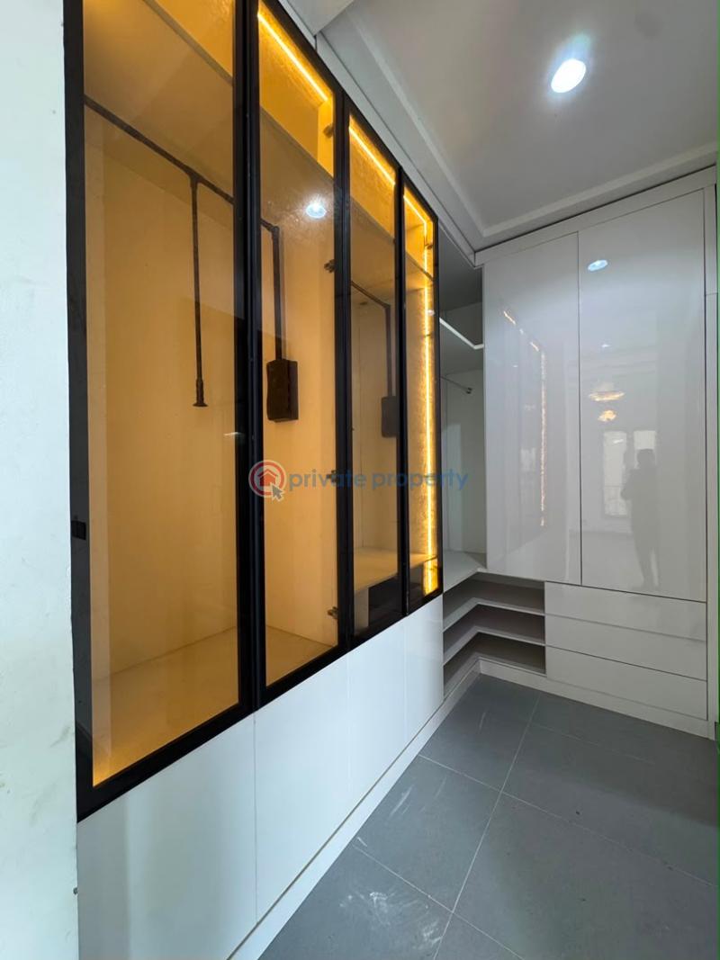 2 bedroom Block Of Flats For Sale Lekki Phase 1 Right Hand Side Lekki Phase 1 Lagos - 2