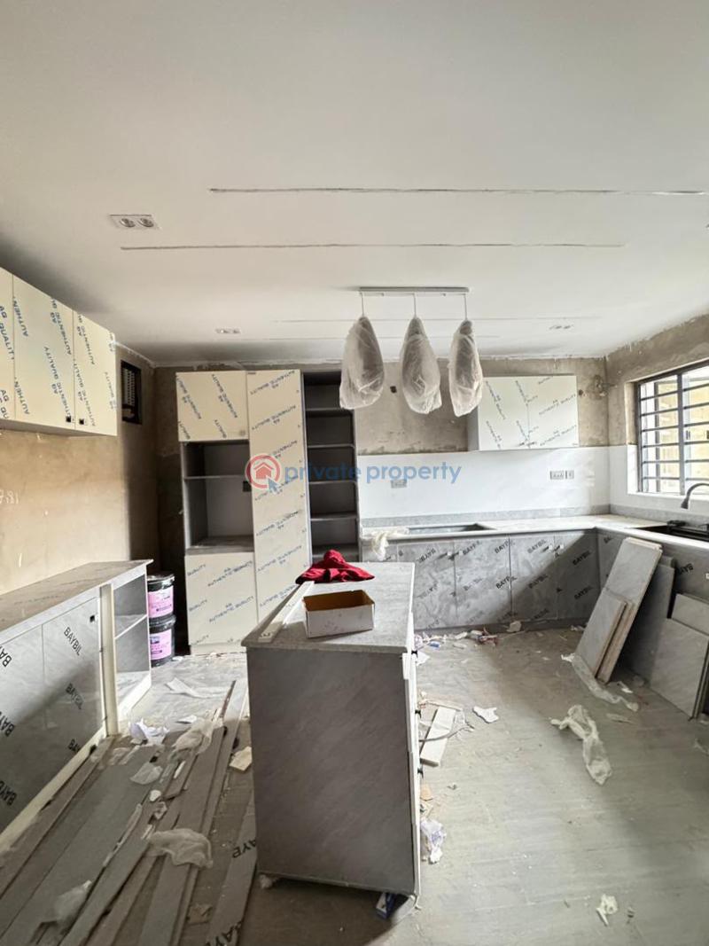 4 bedroom Duplex For Sale Yaba Lagos - 3