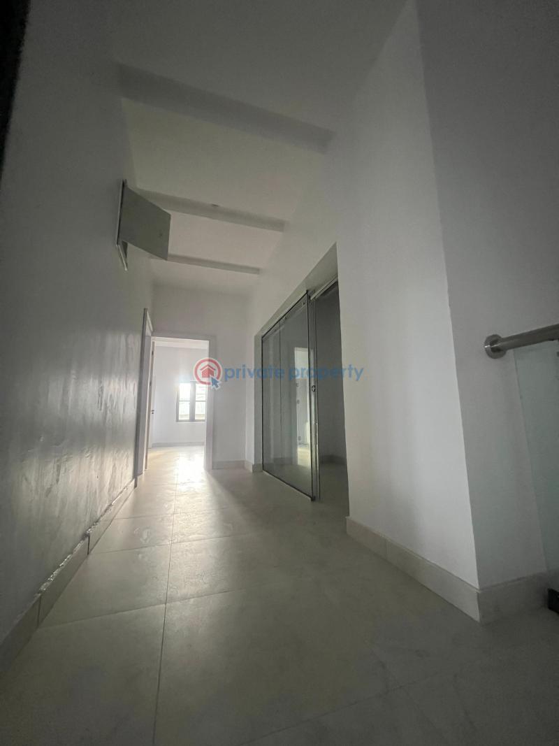 4 bedroom Semi detached Duplex For Sale Omole Phase 1 Berger Ojodu Lagos - 4