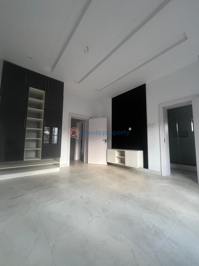 4 bedroom Semi detached Duplex For Sale Omole Phase 1 Berger Ojodu Lagos - 12