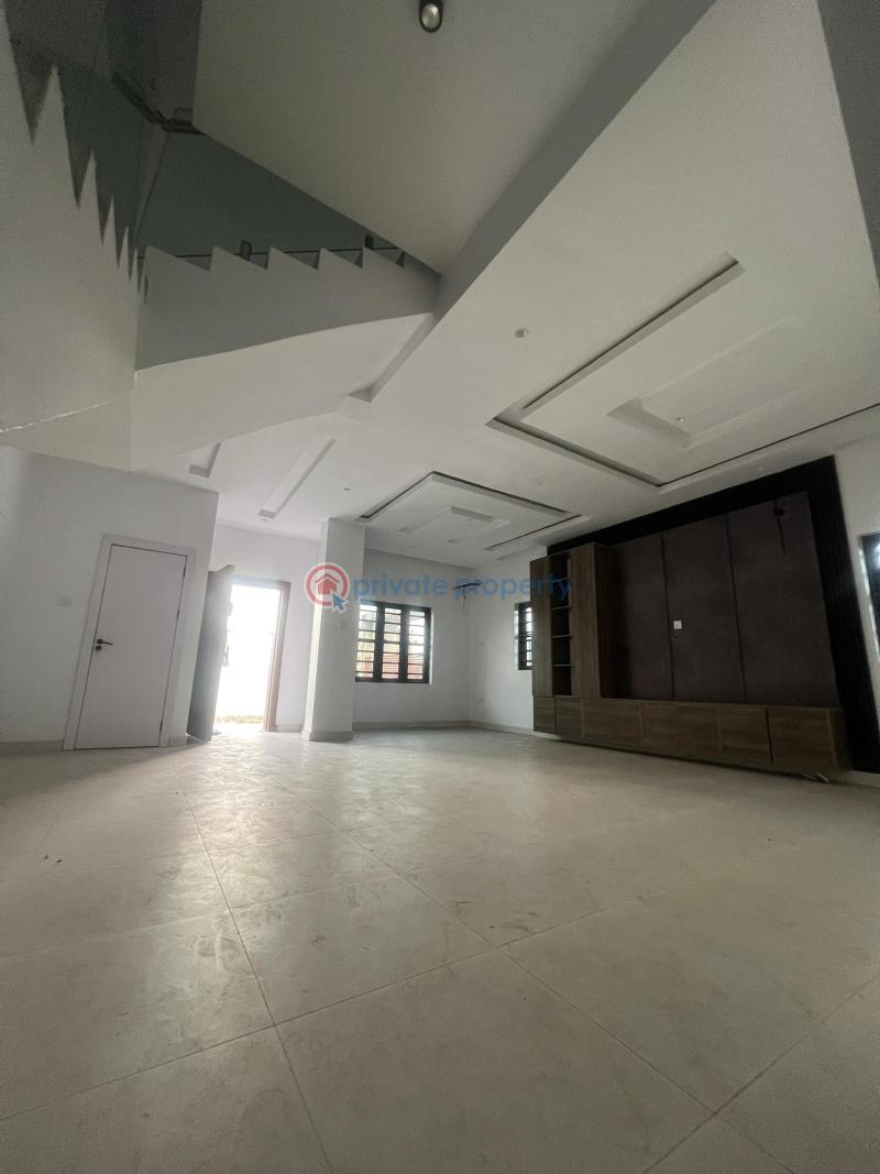 4 bedroom Semi detached Duplex For Sale Omole Phase 1 Berger Ojodu Lagos - 1