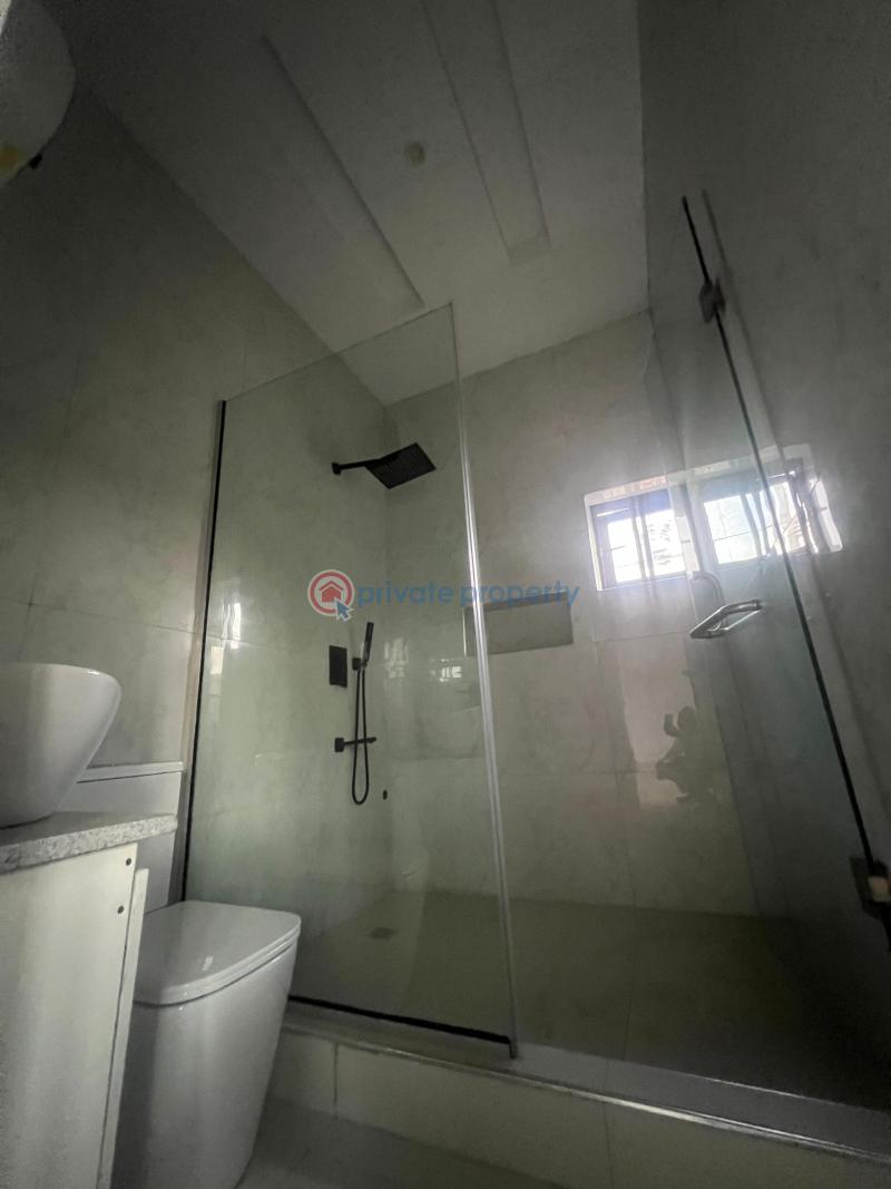 4 bedroom Semi detached Duplex For Sale Omole Phase 1 Berger Ojodu Lagos - 10