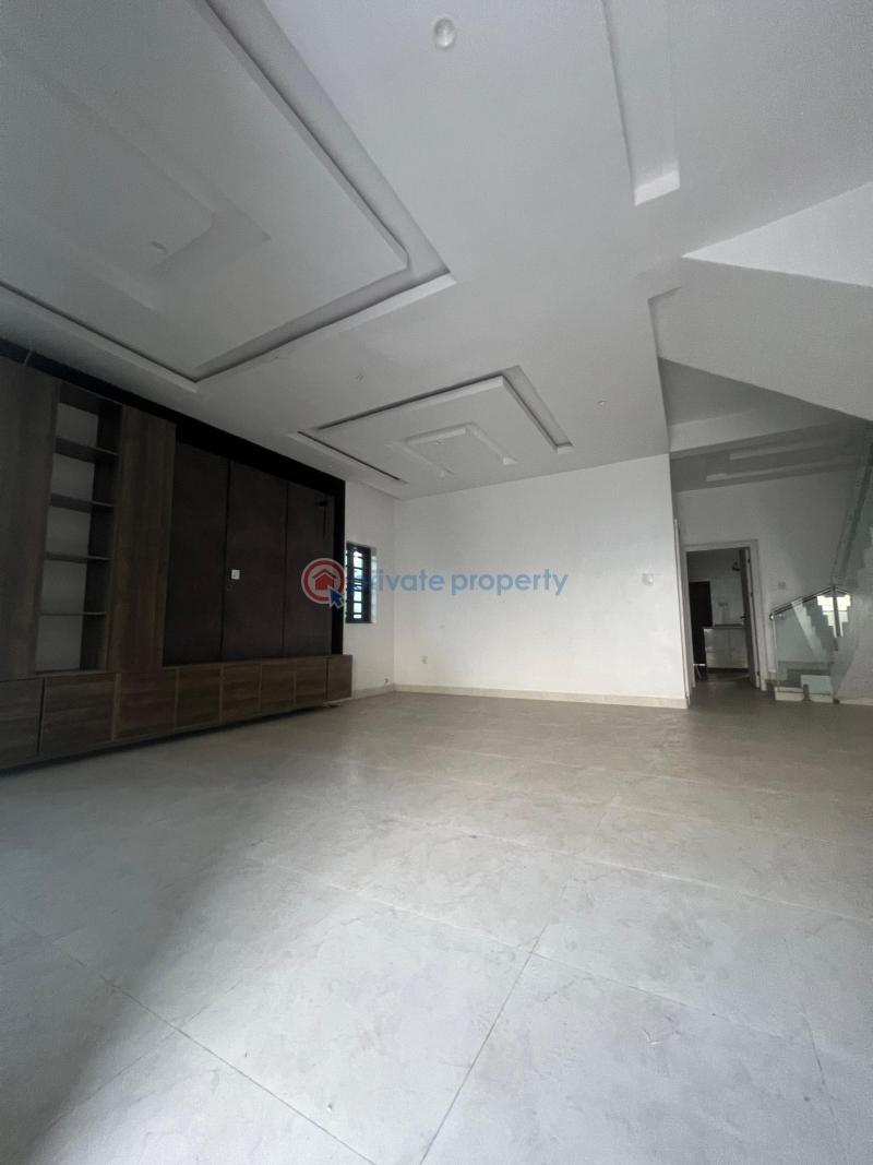 4 bedroom Semi detached Duplex For Sale Omole Phase 1 Berger Ojodu Lagos - 2