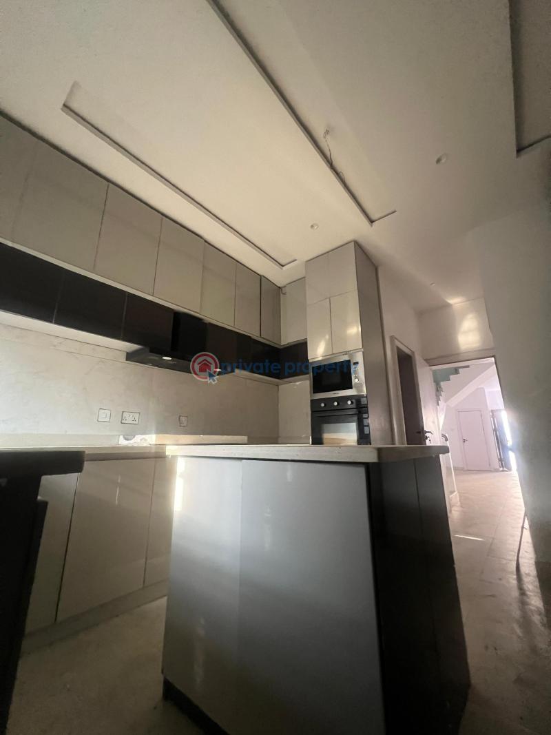 4 bedroom Semi detached Duplex For Sale Omole Phase 1 Berger Ojodu Lagos - 3