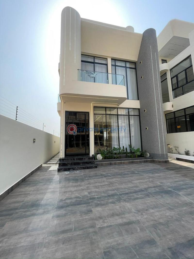 5 bedroom Detached Duplex For Sale Admiralty Lekki Phase 1 Lagos - 0