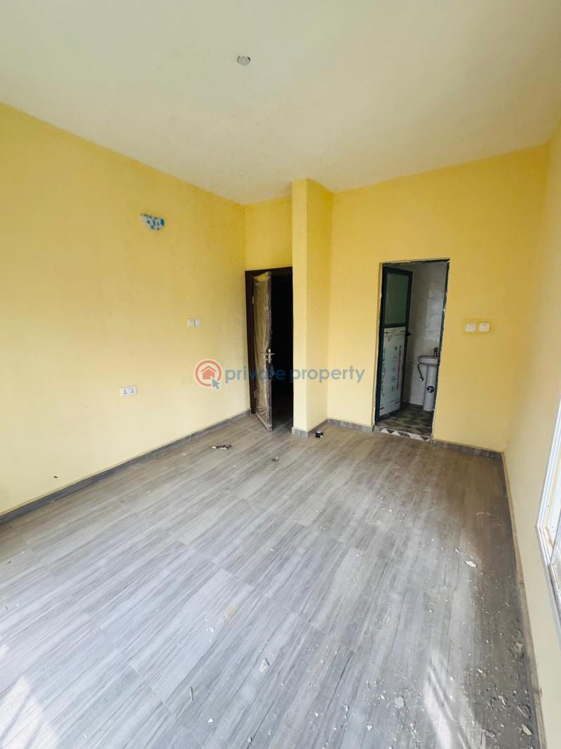 3 bedroom Flat & Apartment For Sale Command Ipaja Lagos - 3