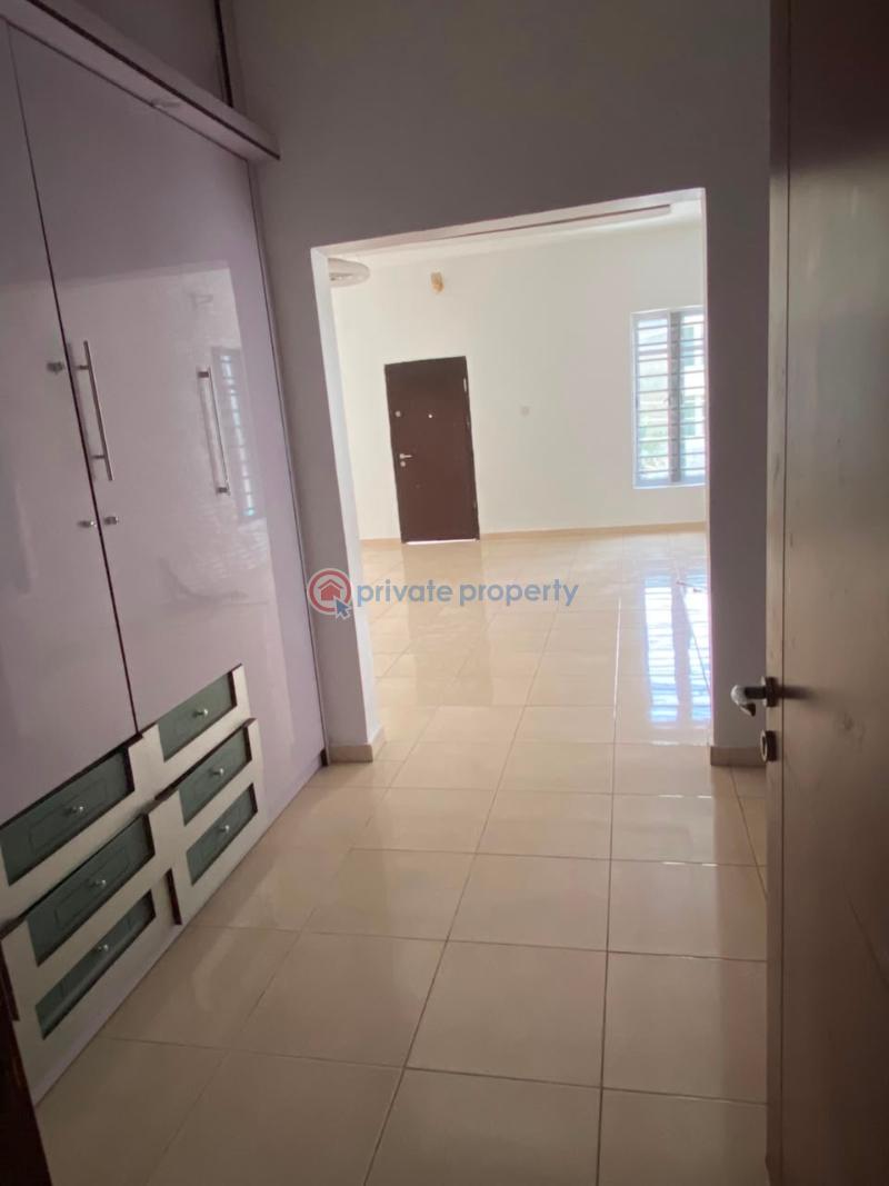 5 bedroom Detached Duplex For Rent Osapa Lekki Lagos - 4