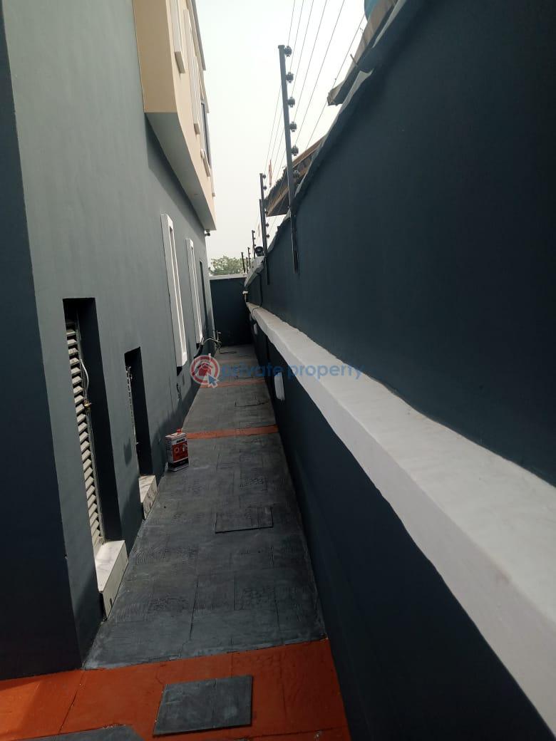 Exclusive finished 3 bedroom fully detached duplex with a room self contain bq - 2 3 bedroom Detached Duplex For Sale Taodak Estate, Kunle Ismail Street Off Yetunde Brown Street Ifako Gbagada Lagos - 2
