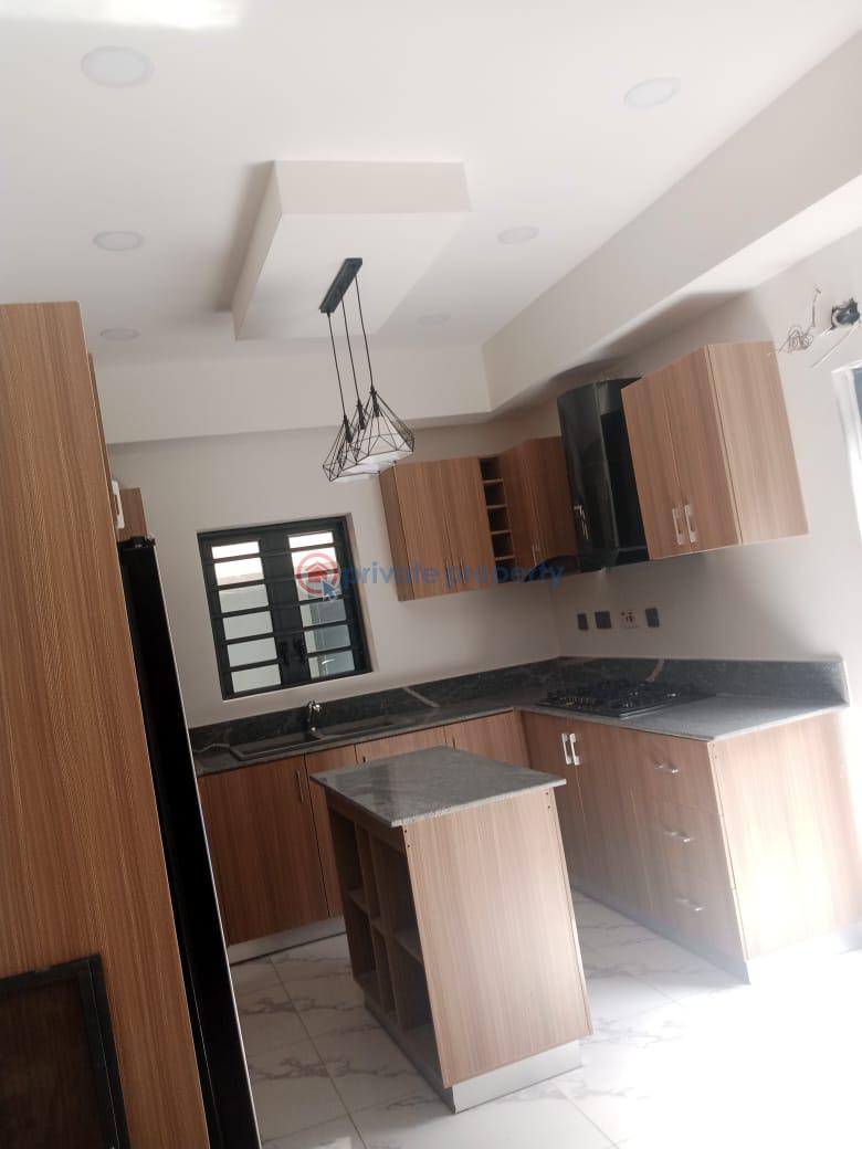 Exclusive finished 3 bedroom fully detached duplex with a room self contain bq - 9 3 bedroom Detached Duplex For Sale Taodak Estate, Kunle Ismail Street Off Yetunde Brown Street Ifako Gbagada Lagos - 9