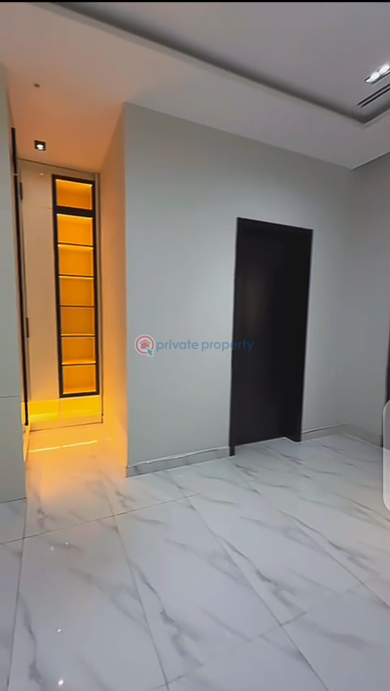 4 bedroom Penthouse For Sale Wuye Abuja Phase 2  - 2