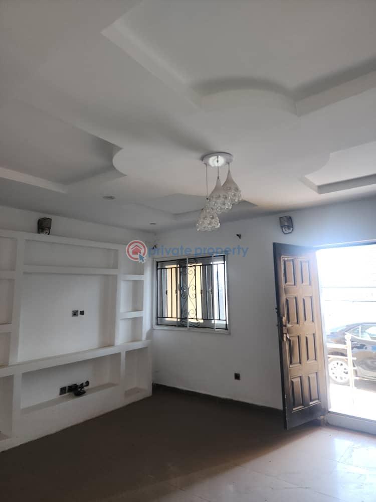 3 bedroom Block Of Flats For Rent Banana Estate New Garage Area Akala Express Ibadan Oyo - 4