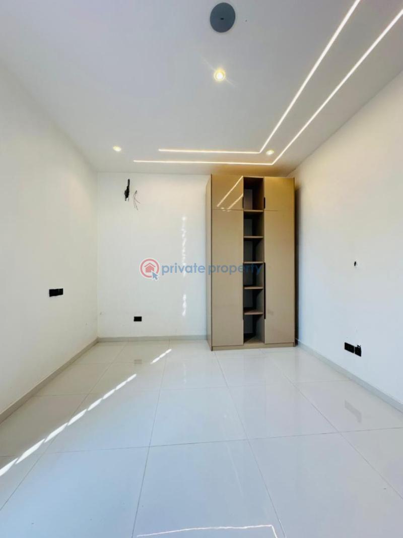 5 bedroom Detached Duplex For Sale Chevron Drive Lekki Lagos - 13