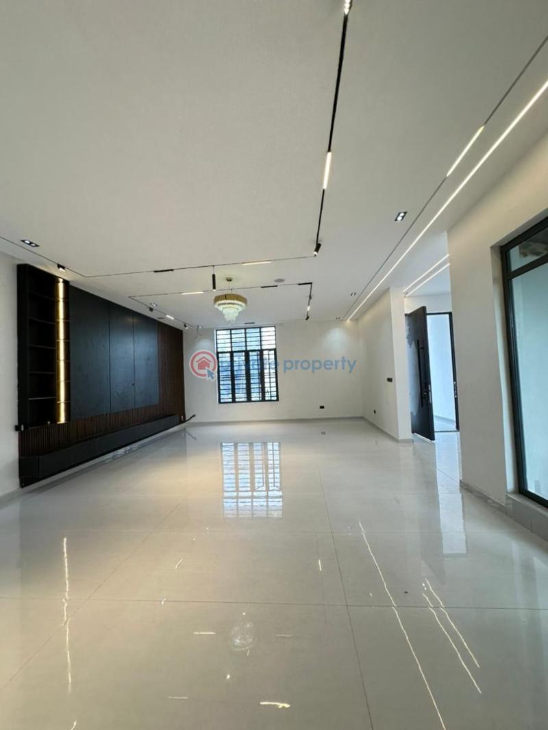 5 bedroom Detached Duplex For Sale Chevron Drive Lekki Lagos - 2