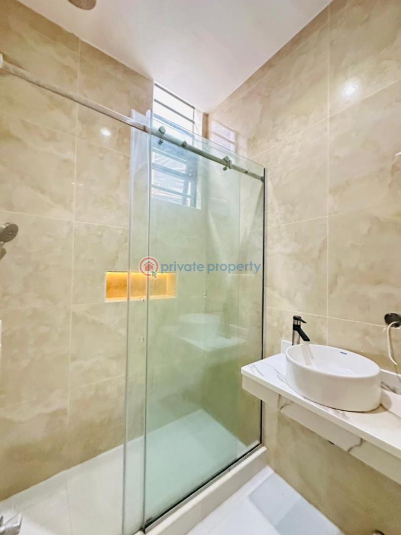 5 bedroom Detached Duplex For Sale Chevron Drive Lekki Lagos - 20