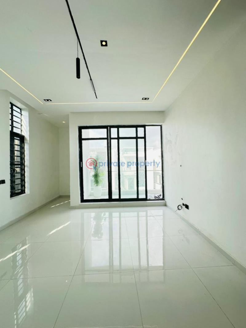 5 bedroom Detached Duplex For Sale Chevron Drive Lekki Lagos - 9
