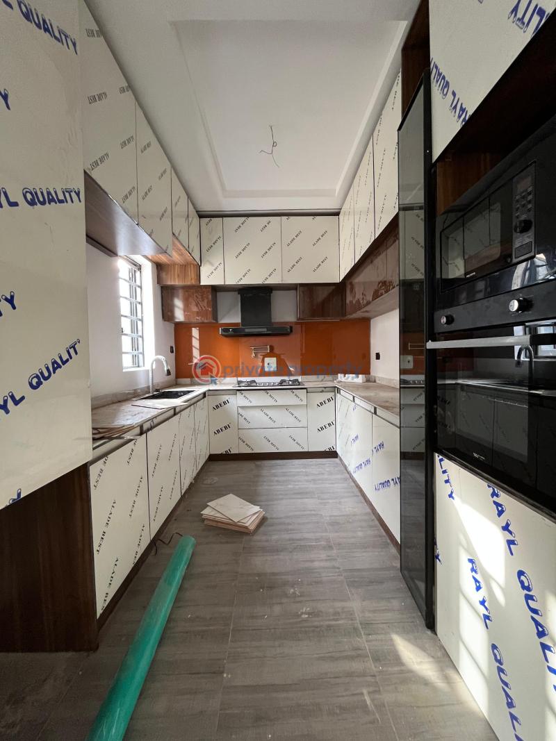 5 bedroom Detached Duplex For Sale Omole Phase 1 Ikeja Lagos - 5