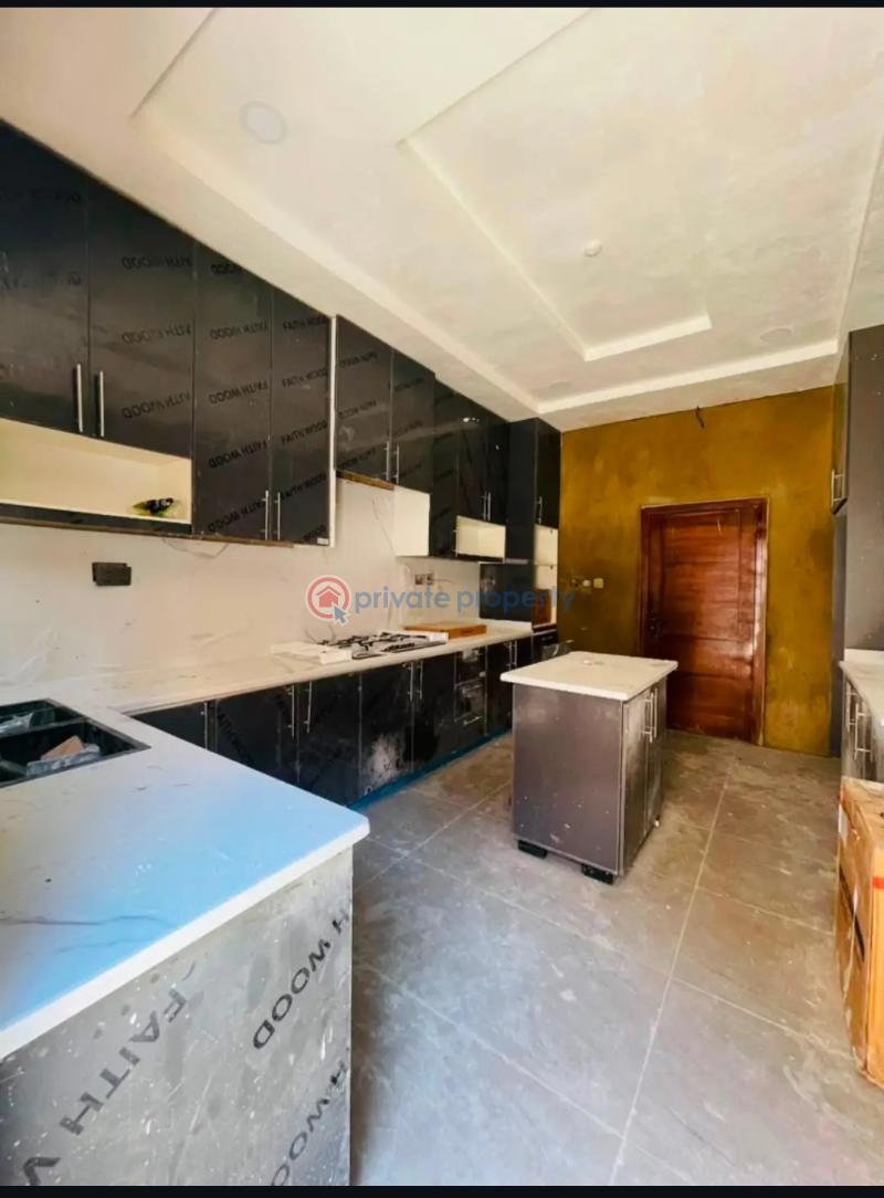 6 bedroom Detached Duplex For Sale Magodo Phase 2 Ojodu Lagos - 14