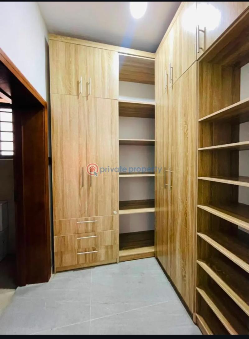 6 bedroom Detached Duplex For Sale Magodo Phase 2 Ojodu Lagos - 12