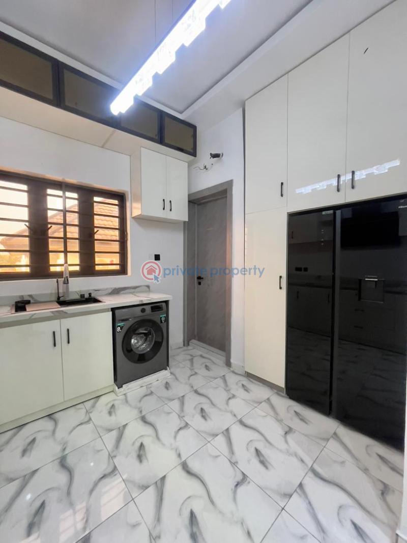 4 bedroom Terraced Duplex For Sale Lekki Phase 1 Lagos - 16