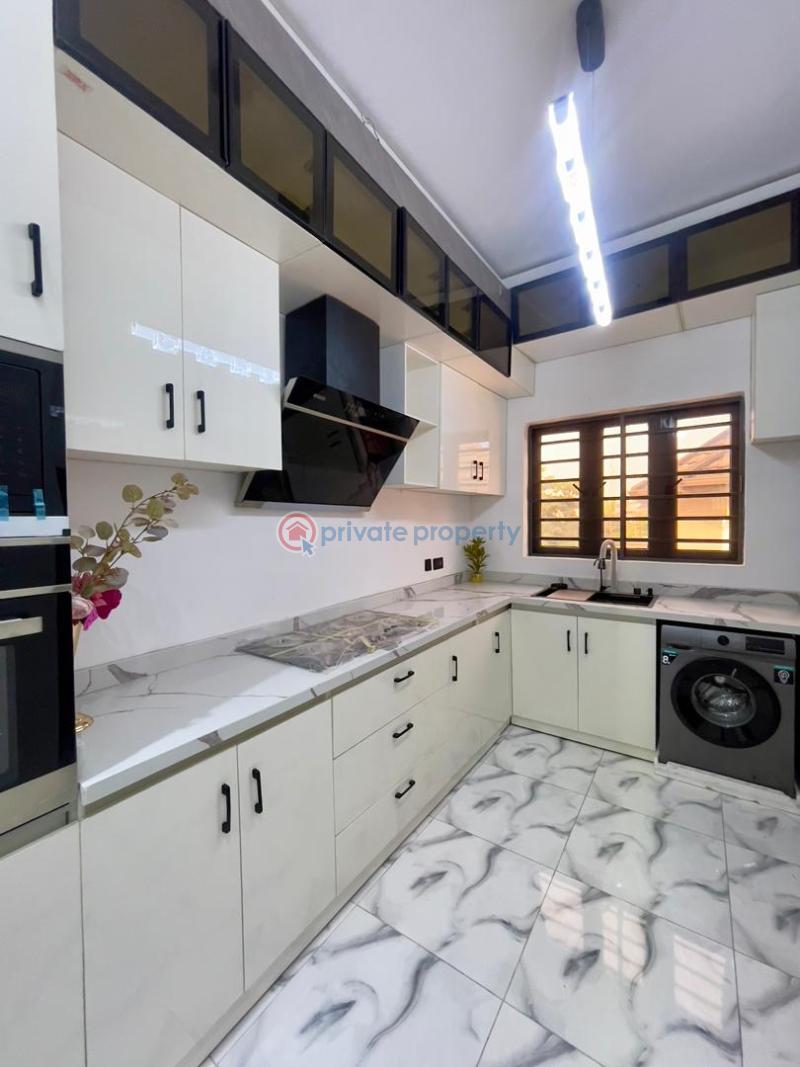 4 bedroom Terraced Duplex For Sale Lekki Phase 1 Lagos - 4