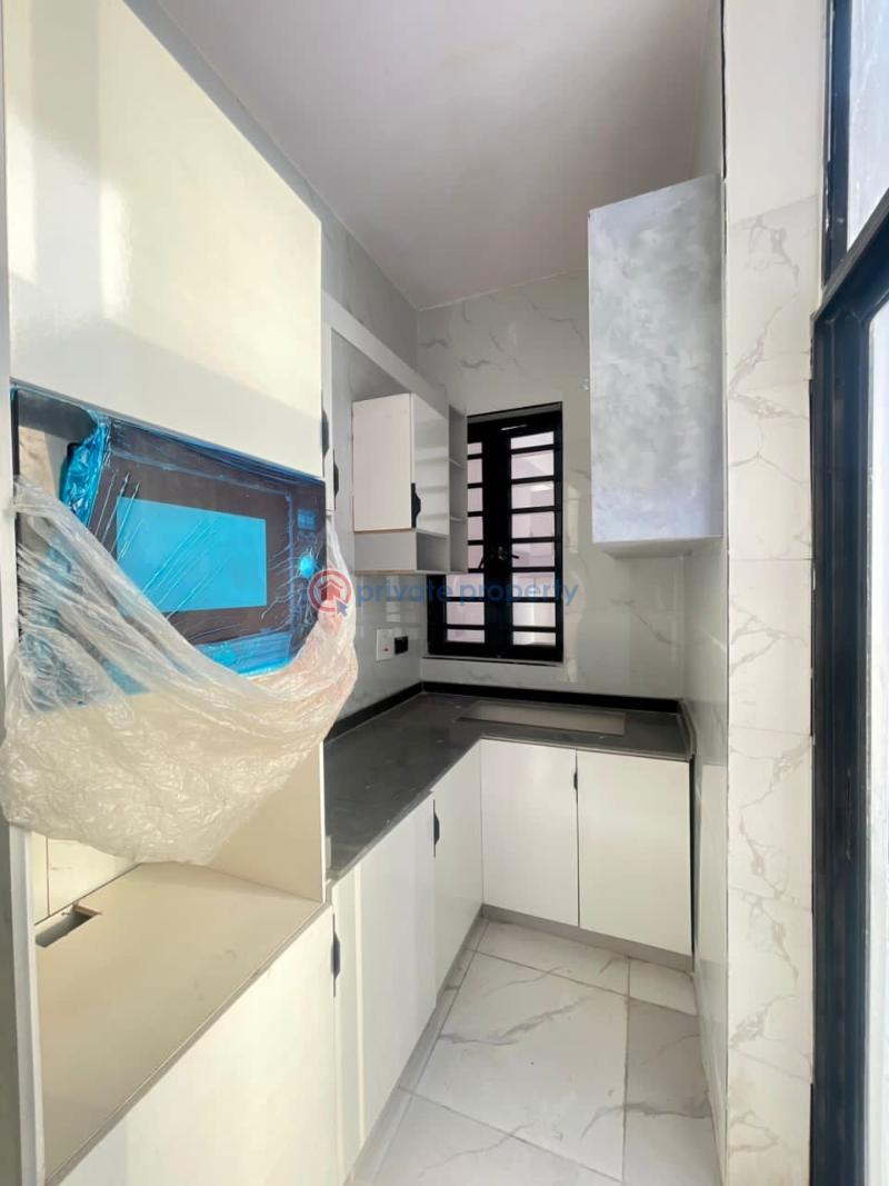 5 bedroom Detached Duplex For Sale Orchid Chevron Drive Lekki Lagos - 4