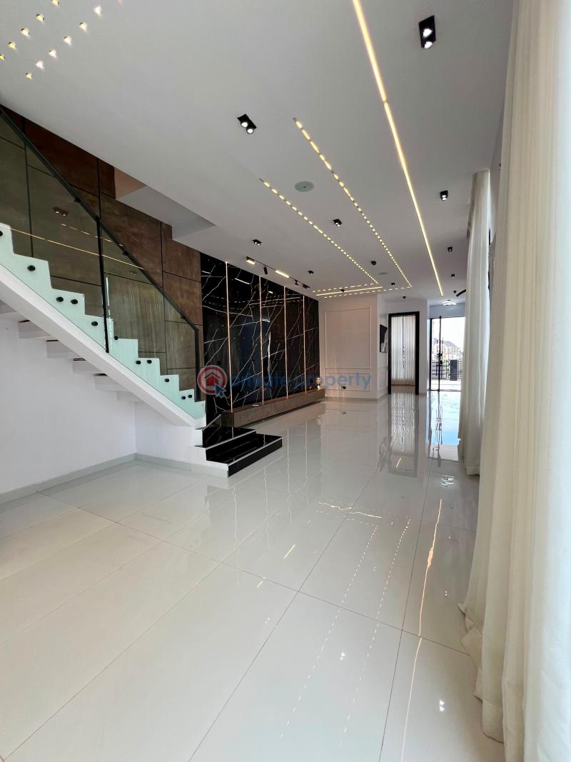 5 bedroom Detached Duplex For Sale Ikota Lekki Lagos - 12