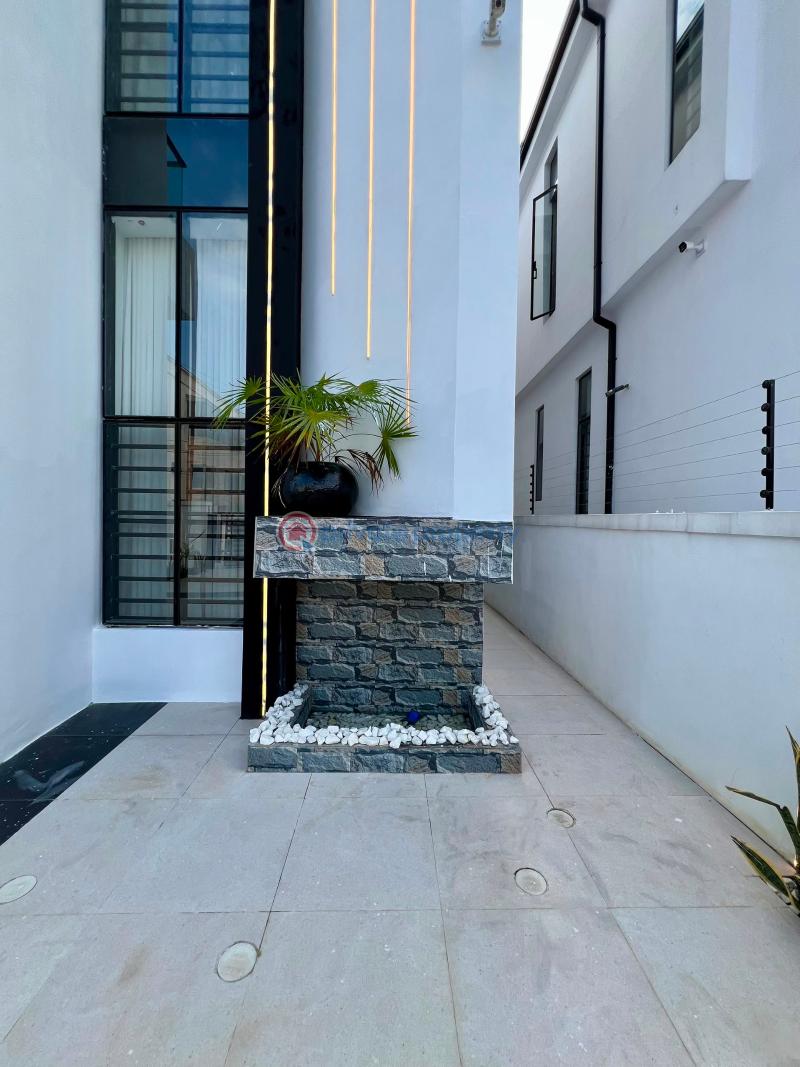 5 bedroom Detached Duplex For Sale Ikota Lekki Lagos - 18