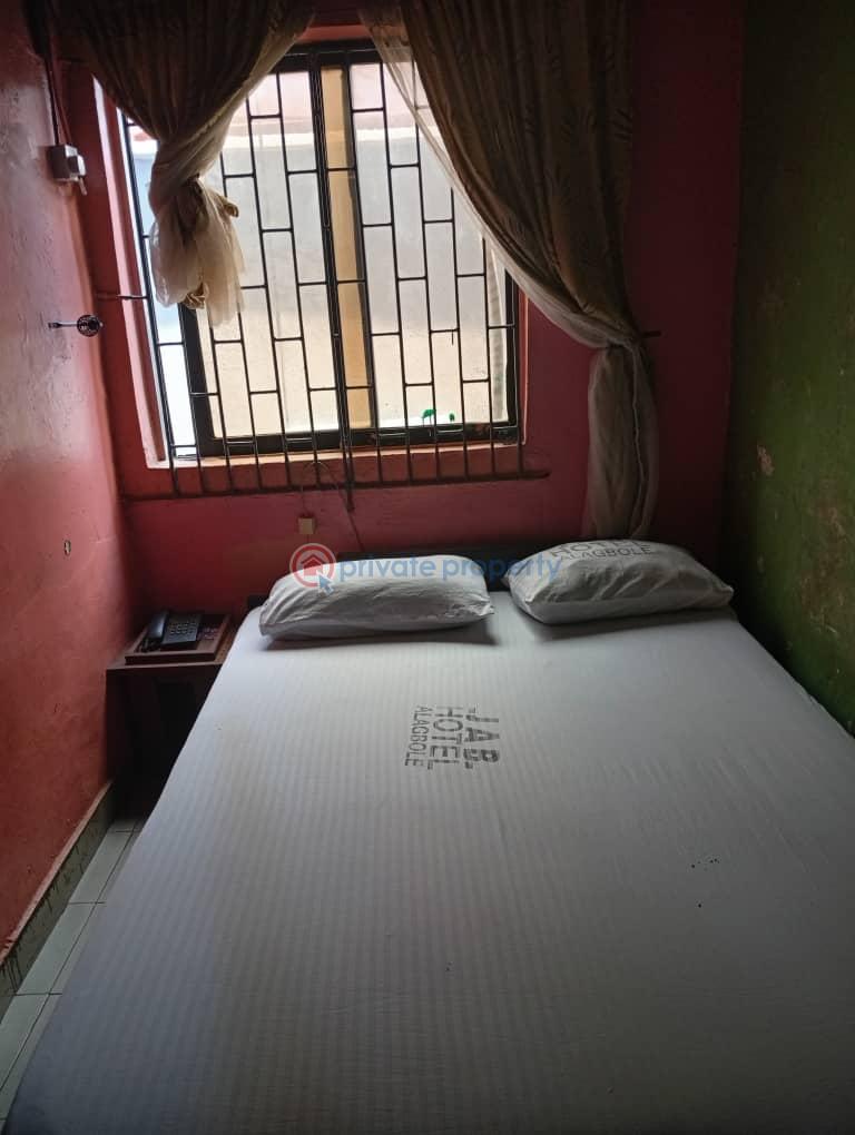 Executive 18rooms hotel in a good area - 18 10 bedroom Hotel For Sale Yakoyo/Alagbole Ojodu Lagos - 18