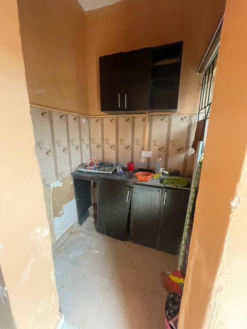 1 bedroom Mini Flat For Rent Folagoro Yaba Fola Agoro Yaba Lagos - 2