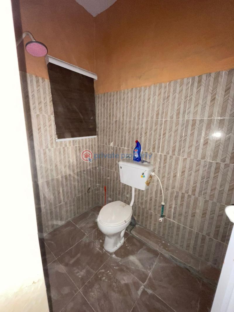 1 bedroom Mini Flat For Rent Folagoro Yaba Fola Agoro Yaba Lagos - 1