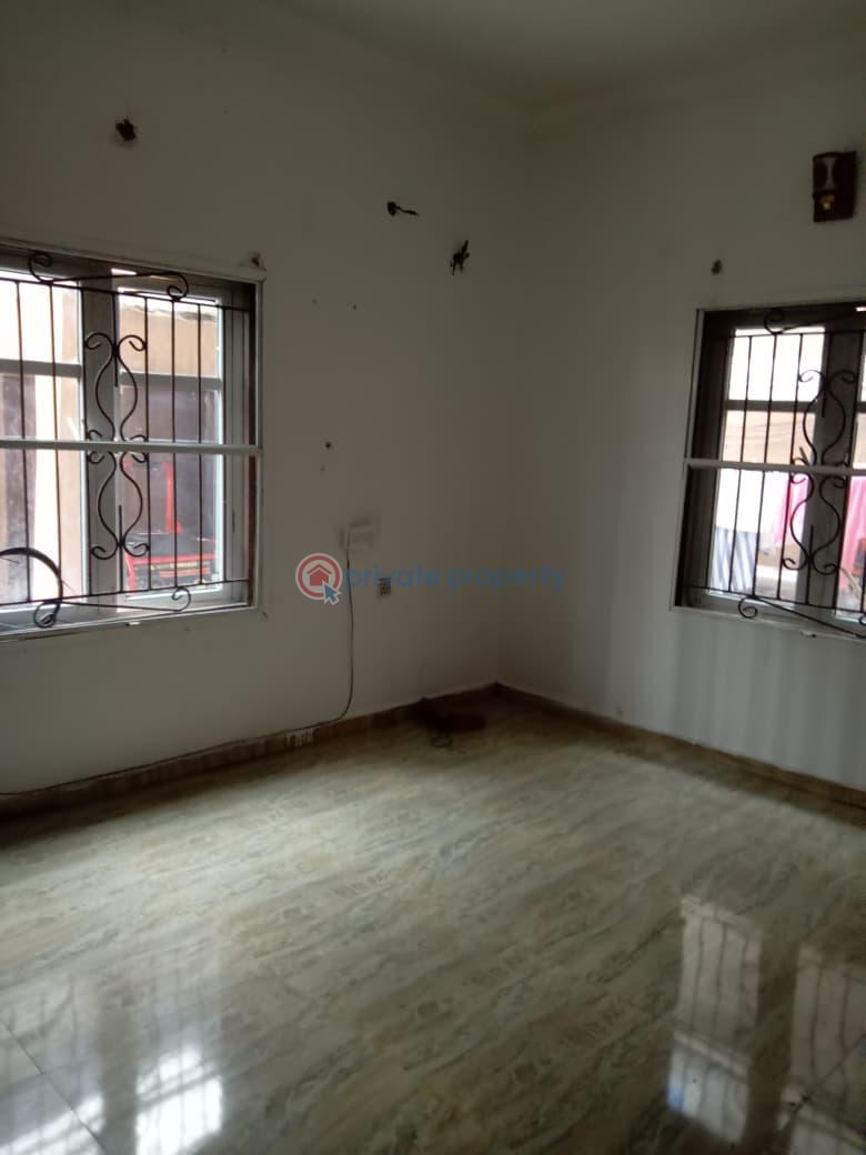 2 bedroom Block Of Flats For Rent Ago Palace Isolo Lagos - 5