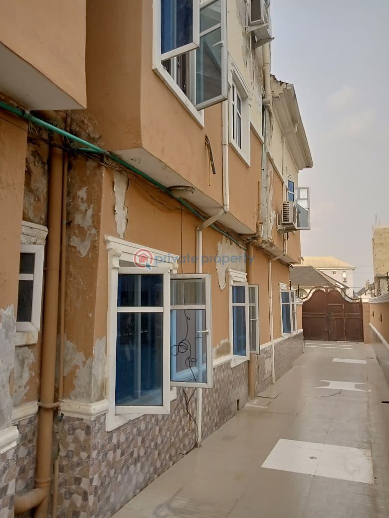 2 bedroom Block Of Flats For Rent Ago Palace Isolo Lagos - 1