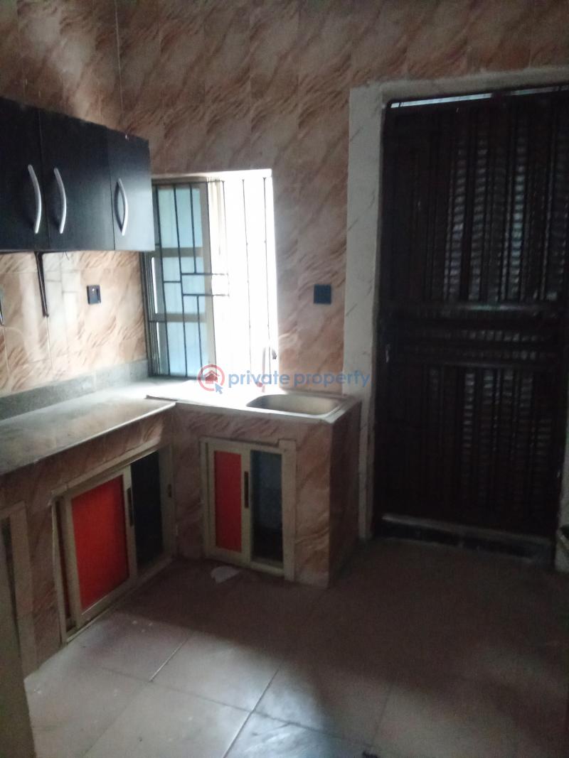 2 bedroom Flat & Apartment For Rent Ago Palace Isolo Lagos - 5