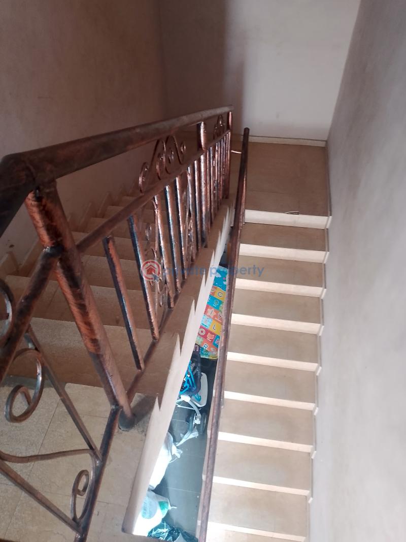 2 bedroom Block Of Flats For Rent Ago Palace Isolo Lagos - 11